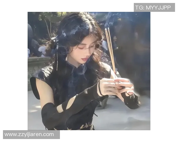 展现女性魅力与足球明星气质的高级感头像设计理念 展现女性魅力与足球明星气质的高级感头像设计理念